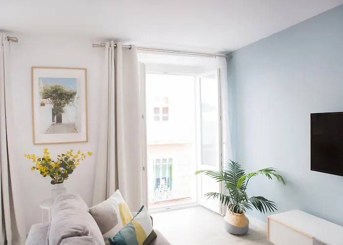 Nueva Almudena Apartment By Cadiz4Rentals